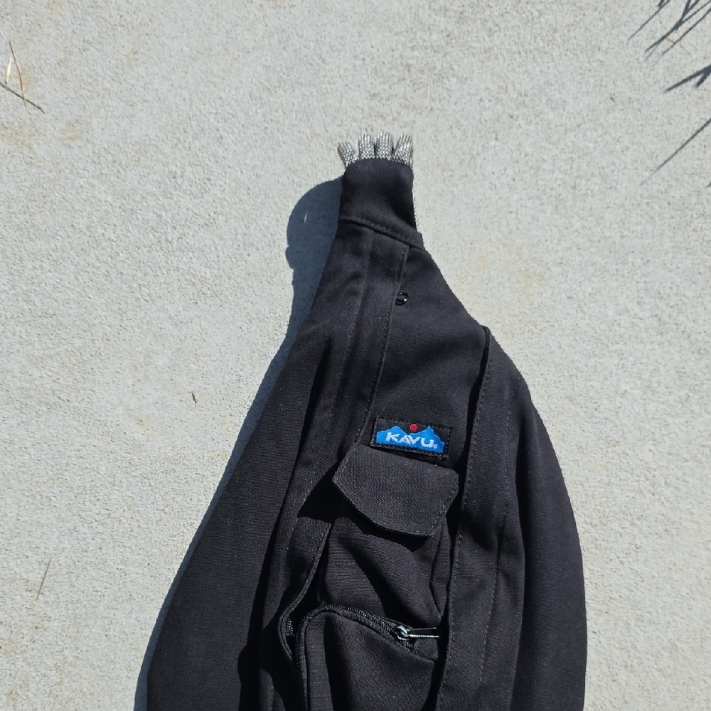 Kavu Black Sling Bag